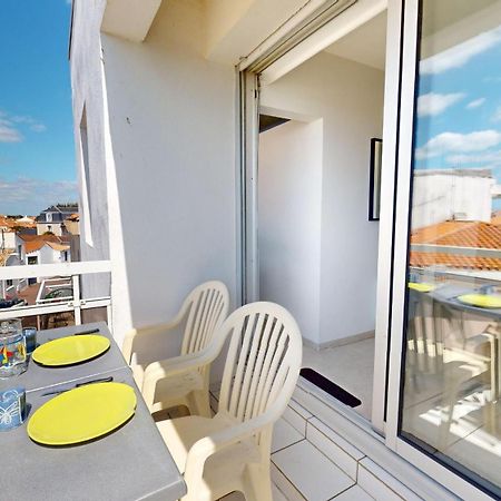 Apartamento Le Phare Du Port Saint Gilles Croix de vie Exterior foto